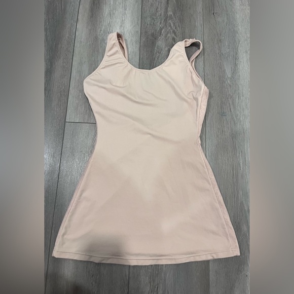 Spanx Tan Assets Red Hot Label Body Shaper With Lace NWOT - Picture 2 of 2